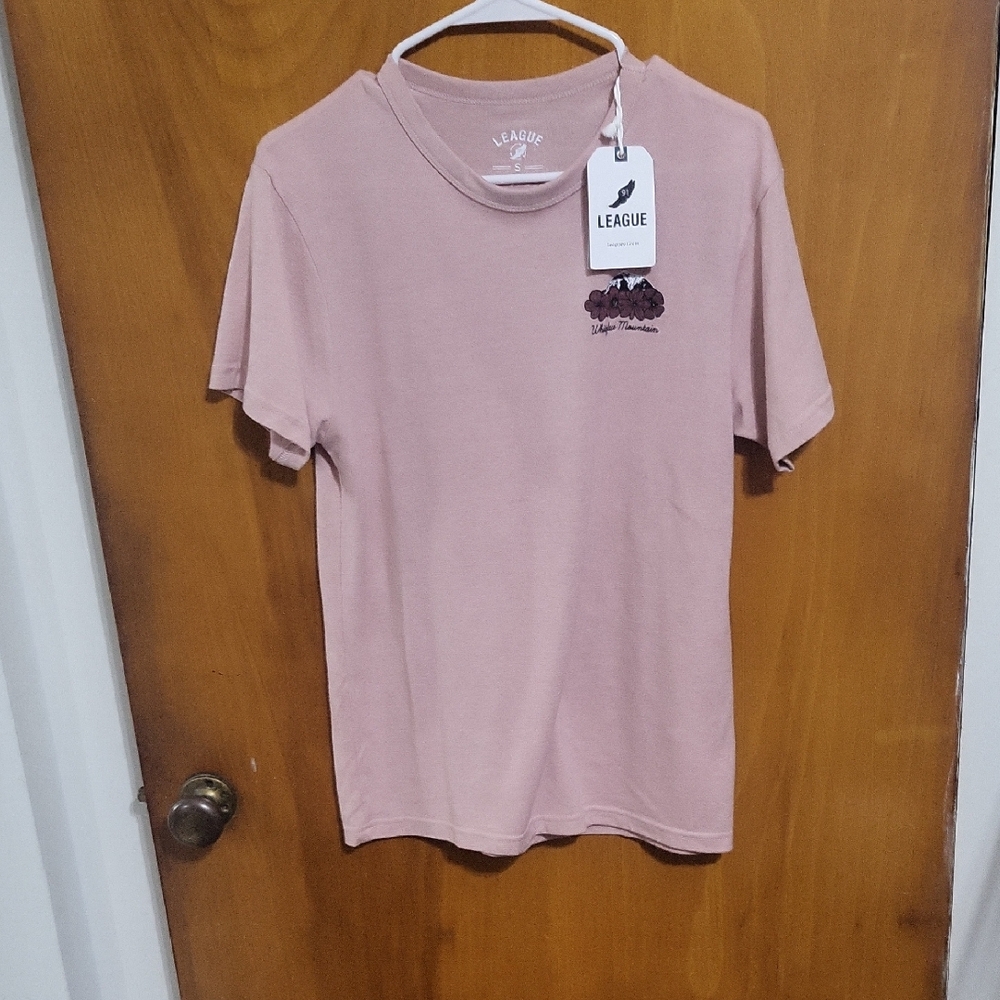 NWT Womens Tshirt Size Small- Whiteface Mountain